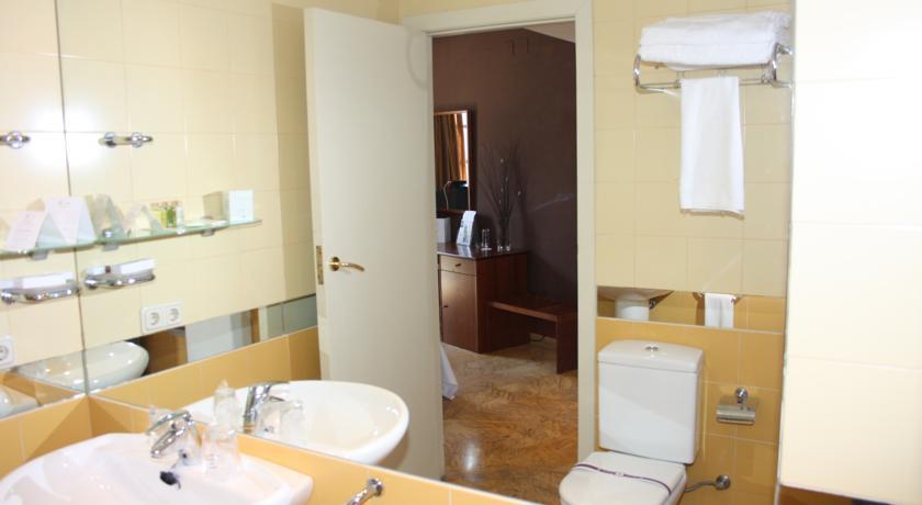 Hotel Ciudad De 3*